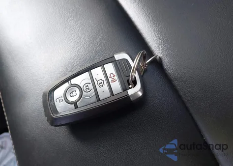 2021 Ford Explorer Xlt z USA, uszkodzony, nr VIN 1FMSK8DH1MGC36120